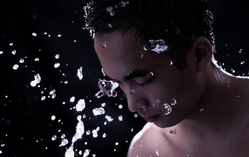 男性電腦族如何護(hù)膚？綠茶來(lái)拯救