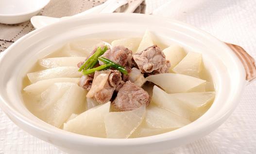 進(jìn)補(bǔ)3款平和藥膳