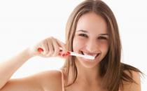 刷走大黃牙！教你幾招刷牙技巧