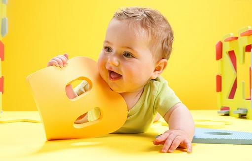 DHA是什么？寶寶什么時候吃DHA？