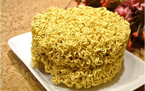 謹惕!常吃方便面會得營養缺乏癥