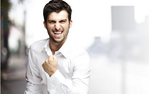 嘴唇太干怎么辦？