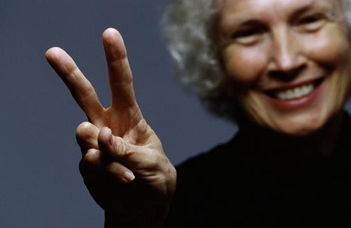 “曬步數”成潮流 老人不該盲目跟從