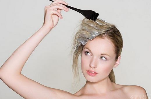 預(yù)防脫發(fā)有絕招 三款藥粥防脫發(fā)