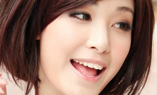 多練表情肌年輕有活力