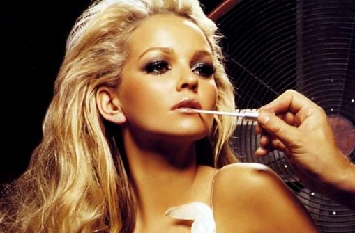 經常化妝的女孩要仔細看