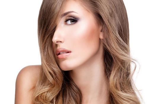 頭發護理 怎么護理干枯毛躁頭發