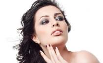 臉頰痘痘左右大不同 有效“戰(zhàn)痘”攻略