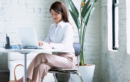 幾個(gè)惡習(xí)讓女性屁股變大