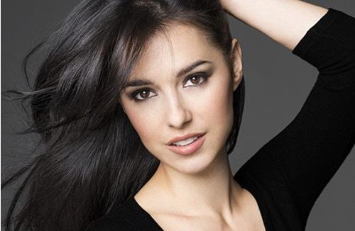 六種按摩手法可以讓女人養(yǎng)出秀發(fā)