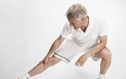 老人八招按摩養腎護臟