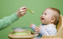 如何為寶寶添加輔食？