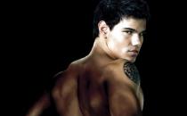 男士夜間呵護肌膚的小秘訣