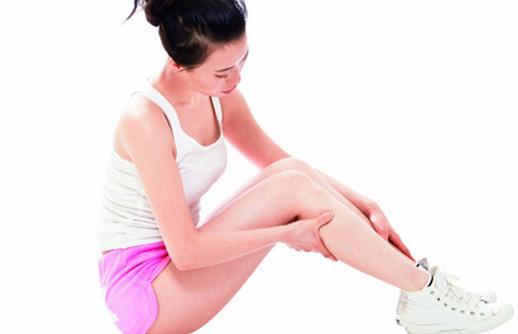 按摩肚臍足三里 “痛快”解決痛經