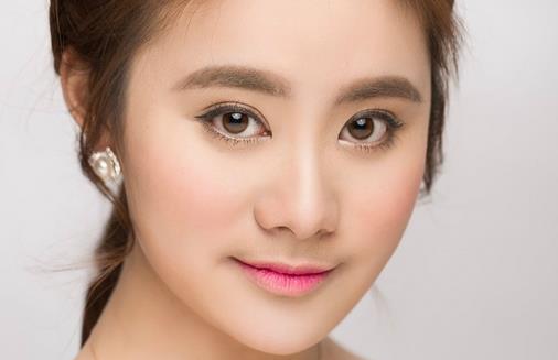 優雅俏佳人 職場妝容8大禁忌