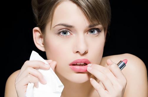 眉毛濃密?快幫眉毛做減法