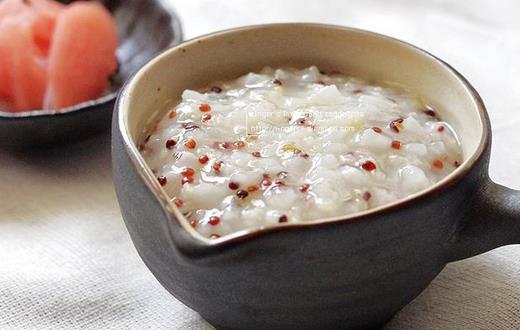 老人健康長壽秘訣:多吃雜糧粥