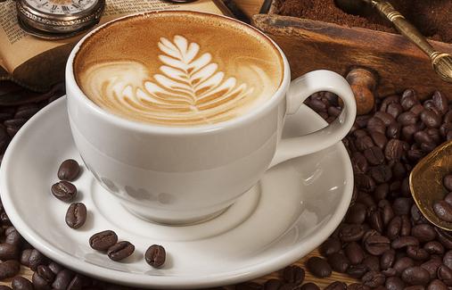 辦公室白領(lǐng)切忌 早上起床這5種水喝不得