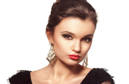 護膚品和彩妝品是一對 你的彩妝有搭檔嗎?