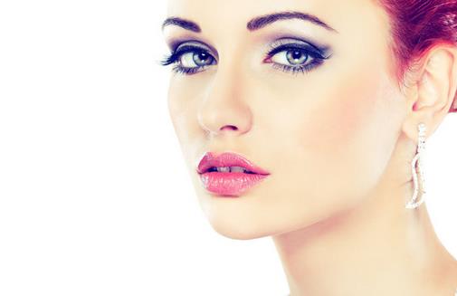 化眼妝 用錯(cuò)方法引眼疾