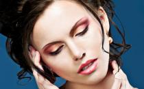 不同職業如何搭配最恰當的妝容