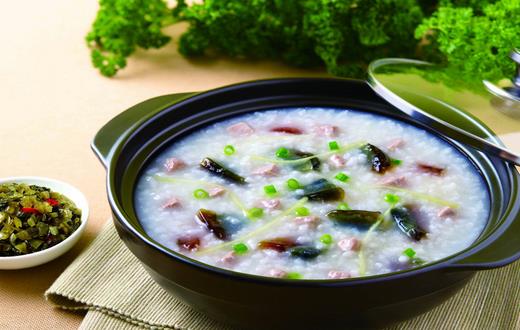 皮蛋瘦肉粥雖好吃 老人吃多危害大