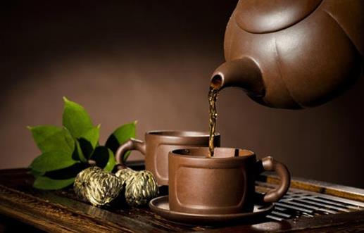 警惕的5種會(huì)傷身的喝茶習(xí)慣