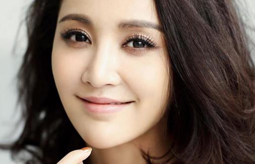 OL彩妝急救術(shù) 消水腫除黯沉快速變身大美人