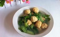 老黃瓜汆丸子湯怎么做？老黃瓜的功效