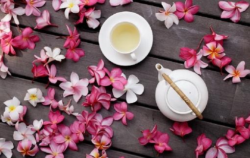 花草茶的功效與作用 花茶的種類(lèi)搭配