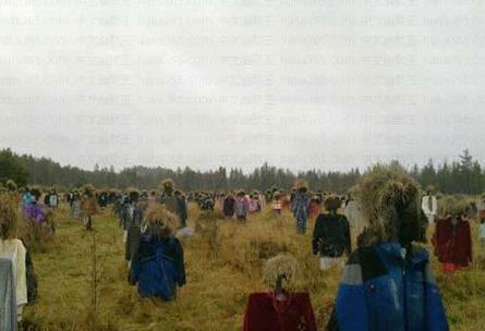 搞笑圖片:牛人幽默搞笑總有一張雷倒你,稻草人