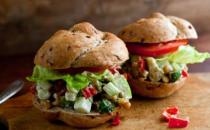 關(guān)于進補問題：我們?nèi)绾巫龊眠M補工作？