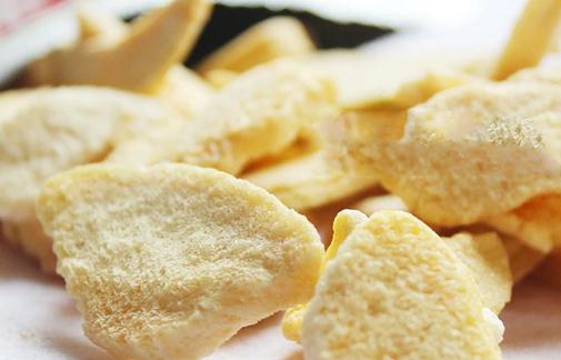 睡前含梨過夜能護(hù)嗓嗎?