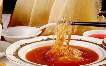 【魚翅】_魚翅的營(yíng)養(yǎng)價(jià)值,魚翅怎么做好吃,魚翅的做法大全