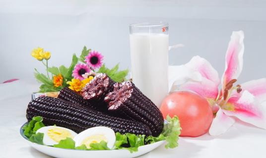 黑玉米煮熟后水變黑 安全嗎？