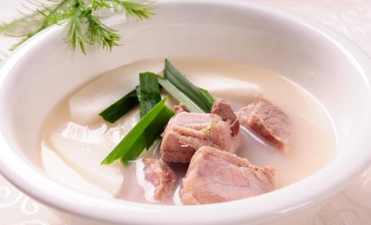 煲排骨湯不放鹽補鈣效果更好哦！