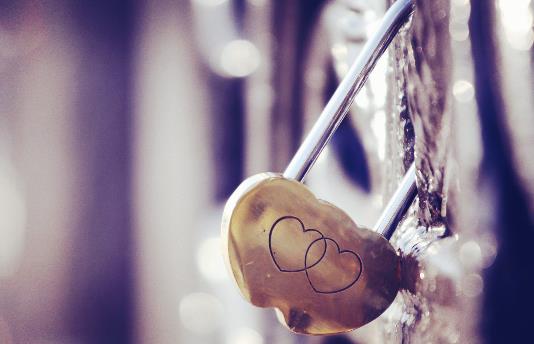 教你這樣留意身邊異性的示愛信號