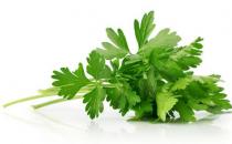 芹菜葉的營養(yǎng)價(jià)值更高