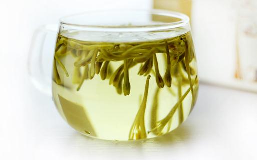 嗓子干癢喝什么好？