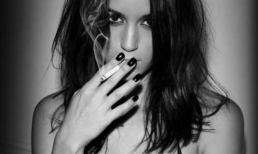 女人抽煙會引發這些疾病