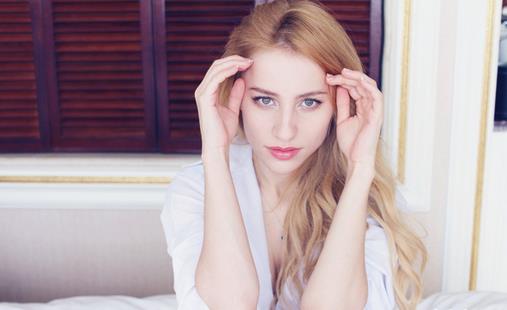 教女性六招可預(yù)防乳房衰老