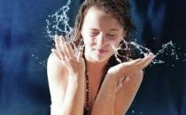 夏季如何護膚？清潔卸妝不可少