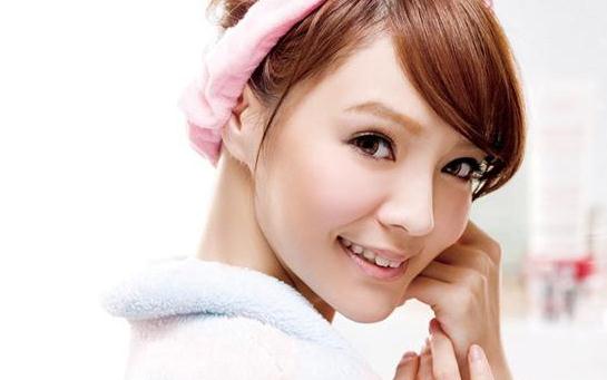 懶人必學(xué)護(hù)膚法:這樣補(bǔ)水更有效