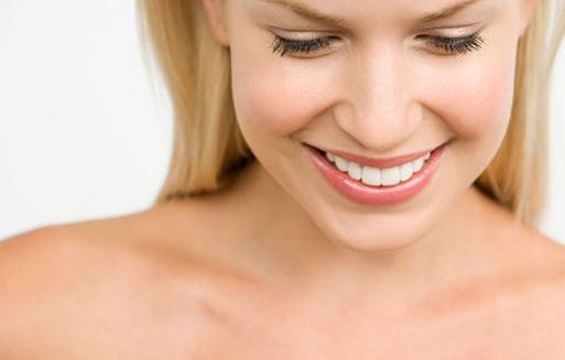 為啥痘痘總長(zhǎng)在這幾個(gè)地方?