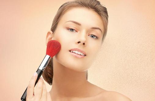 不同膚質(zhì)如何卸妝?