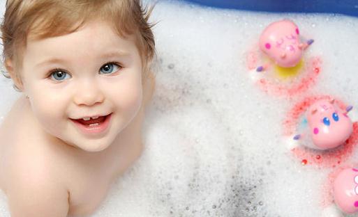 春季如何幫寶寶護(hù)理肌膚