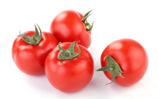毛孔粗大多吃番茄!