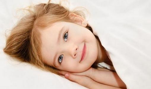 女寶寶陰唇粘連是怎么回事?