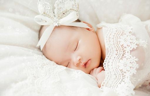 寶寶什么樣的睡姿才好?