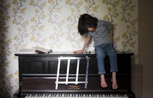 如何盡早發(fā)現(xiàn)兒童是否患有自閉癥?